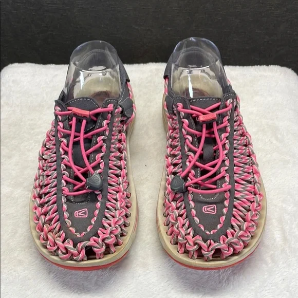 Keen Pink and Gray Sandals for Everyday Adventures - Picture 3 of 9